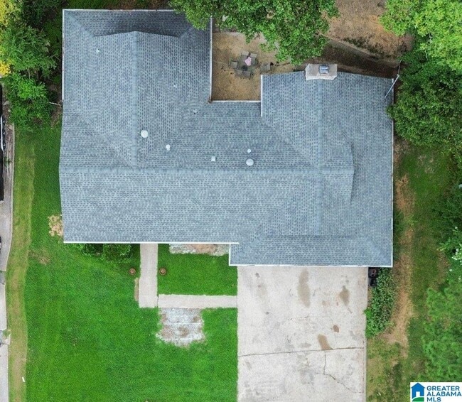 Building Photo - 3222 Tyrol Ln