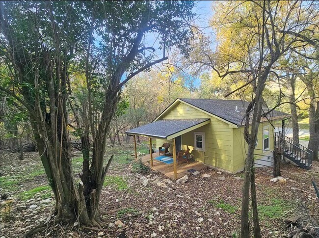 Building Photo - 835 Old Ranch Rd 12