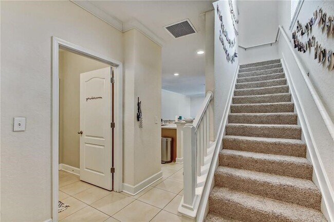 Building Photo - 96015 Stoney Dr