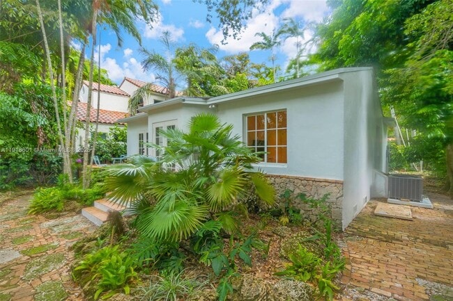 Building Photo - 4151 El Prado Blvd