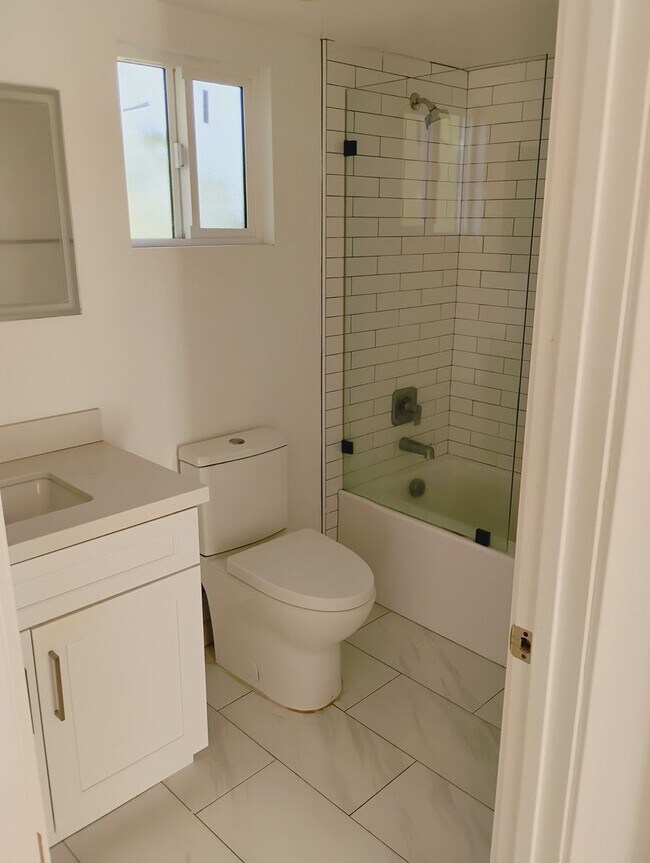 Building Photo - 6060 La Prada St