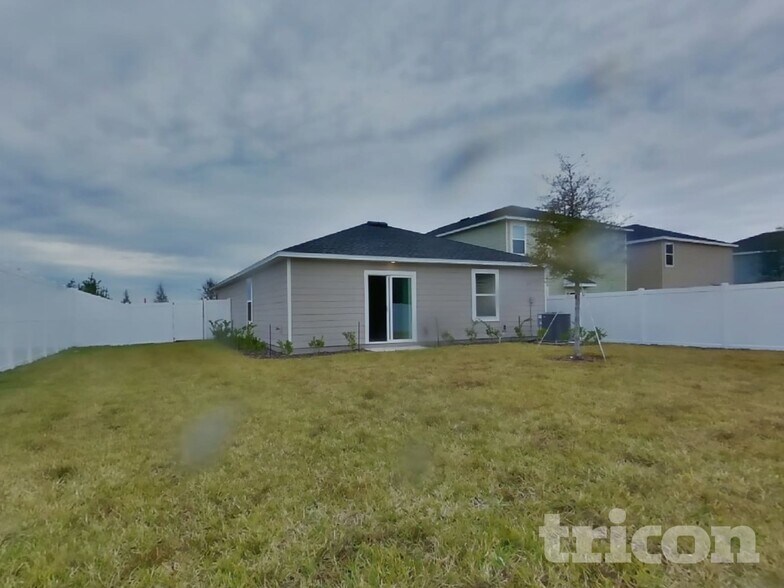 Building Photo - 2909 Grand Finale St