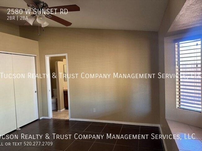 Building Photo - 2580 W Sunset Rd