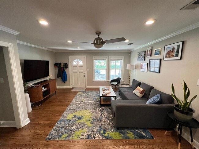 Building Photo - 1314 Arcadia Ave