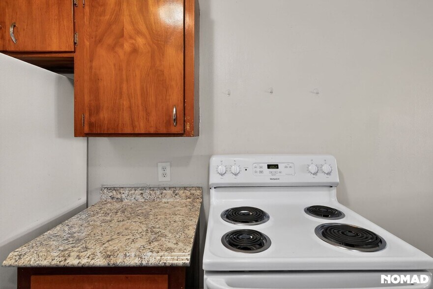 Building Photo - 3708 N Abby St