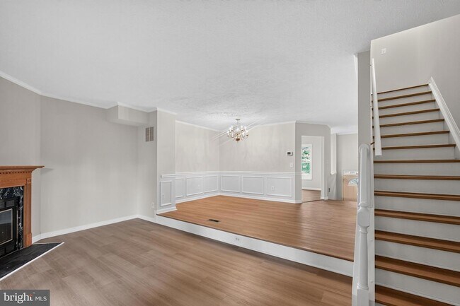 Building Photo - 55 Oak Crest Ct