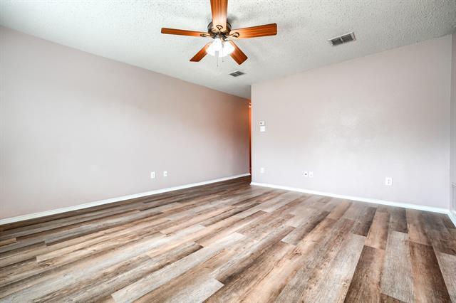Building Photo - 1820 Brookwood Dr