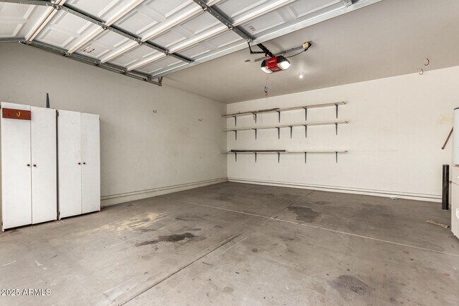 Building Photo - 21127 E Avenida Del Valle
