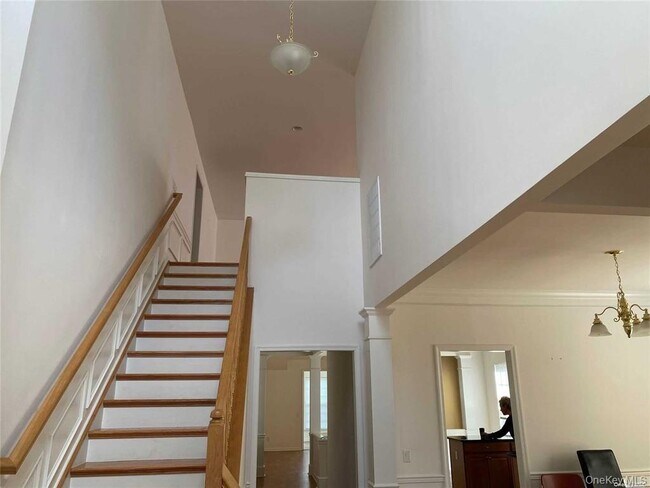 Building Photo - 87 Louden Loop