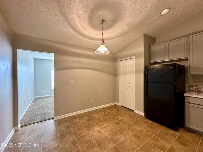 Building Photo - 6764 Gentle Oaks Dr