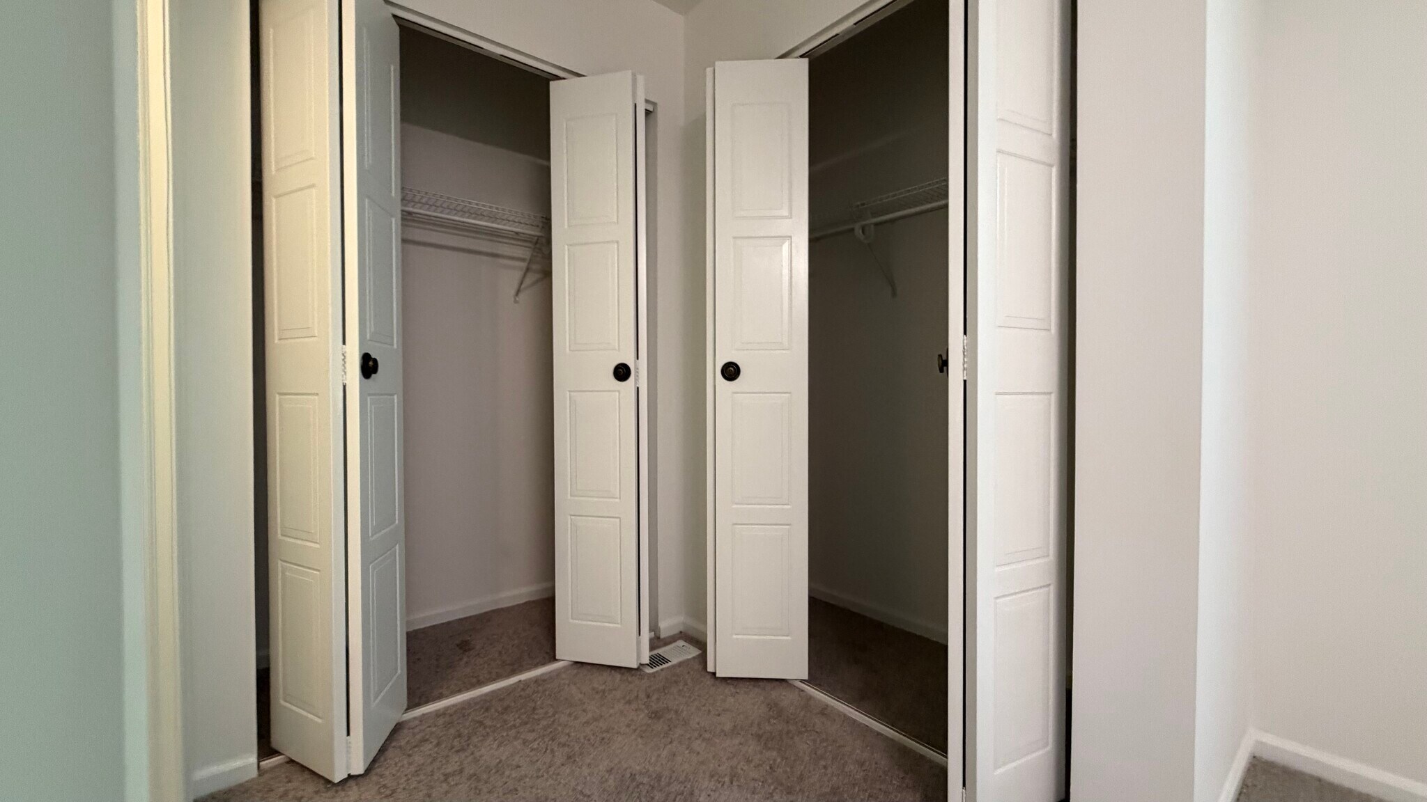 Building Photo - 4124 Salford Ct