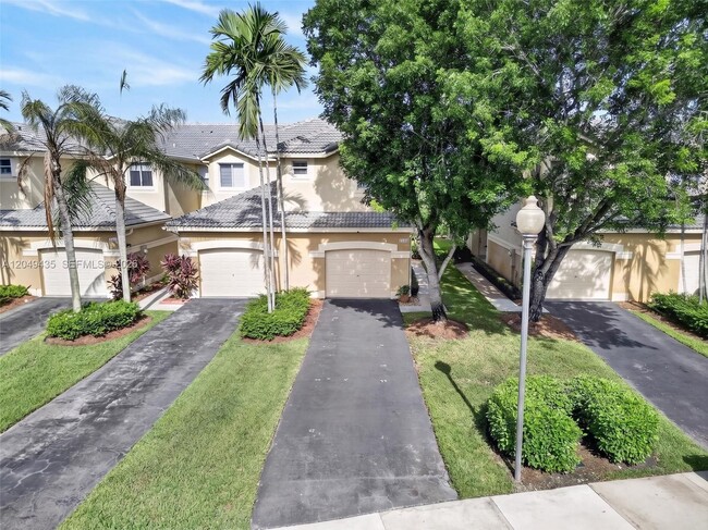 Building Photo - 2475 Cordoba Bend
