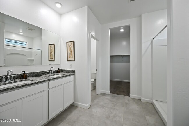 Building Photo - 38180 W Amalfi Ave