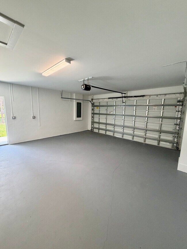 Building Photo - 13177 47th Ct N