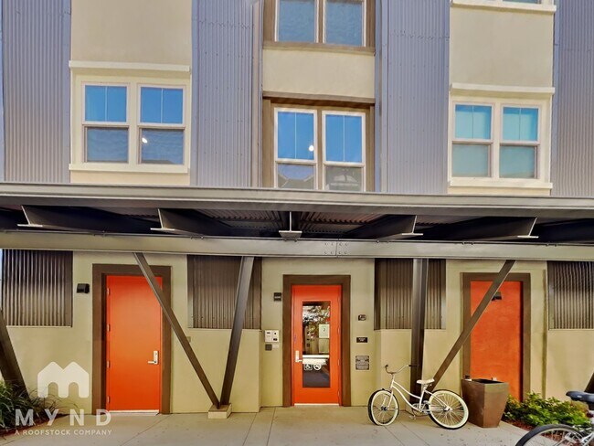 Building Photo - 1661 Spring St
