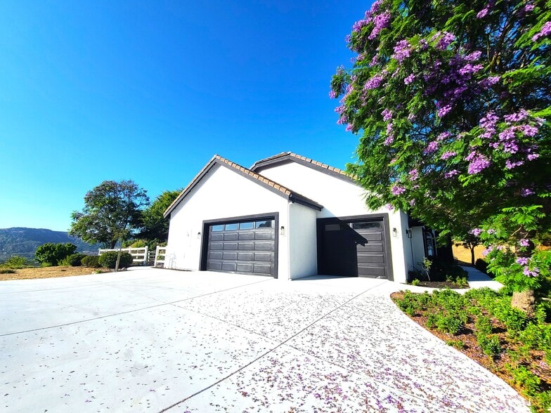 Building Photo - 43605 Los Gatos Rd