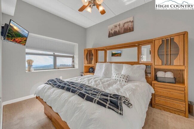 Building Photo - 303 Sugar Top Dr