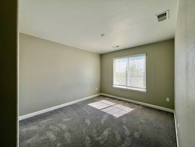Building Photo - 4541 Prairie River Ct