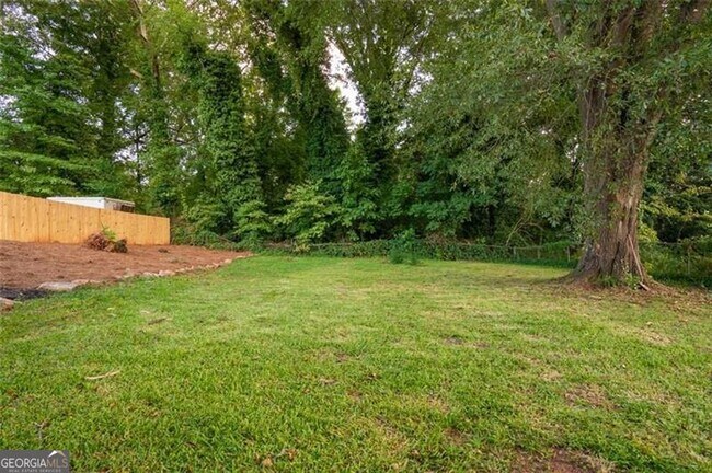 Building Photo - 2658 Miriam Ln
