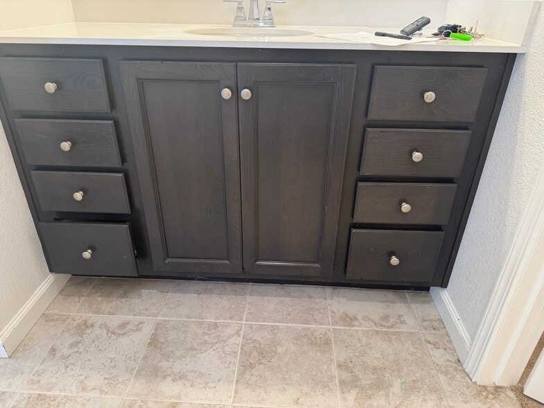 Building Photo - 5776 Sterling St