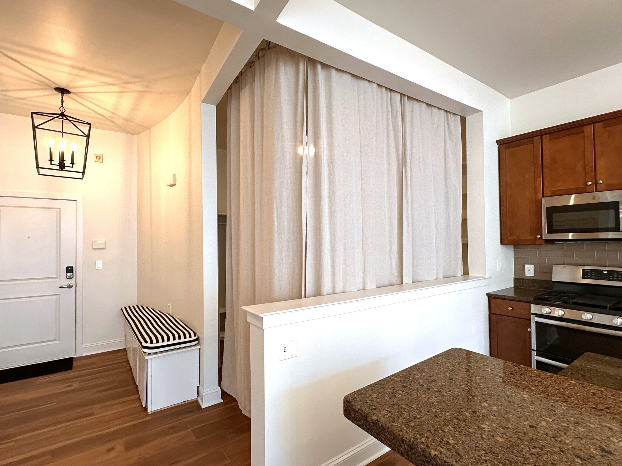 Building Photo - 55 Mallory Ave