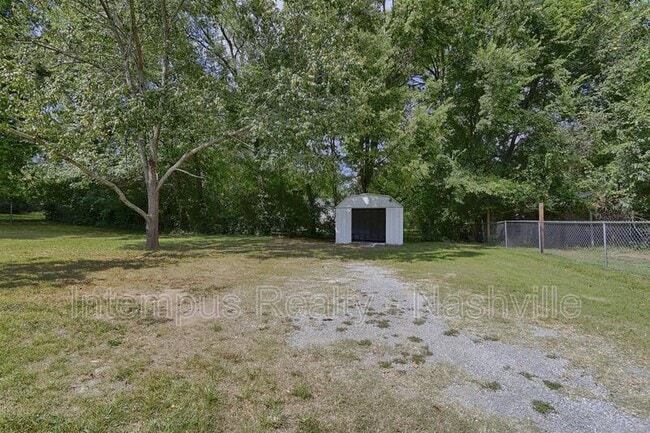 Building Photo - 98 Oriel Ave