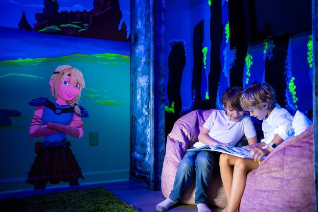 Building Photo - 4710 Sleepy Hollow Dr