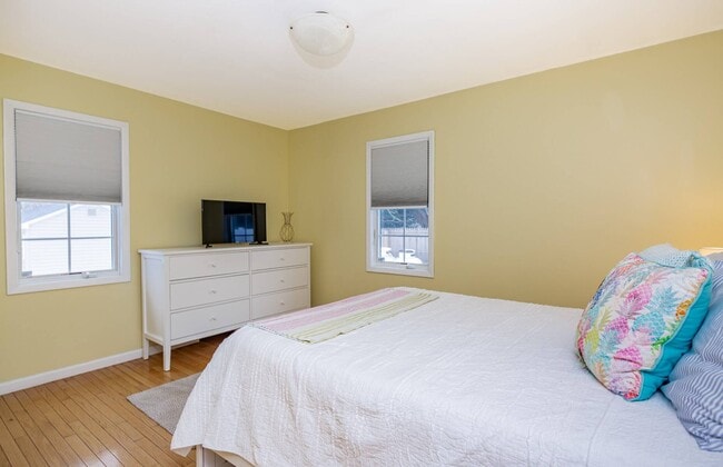 Building Photo - 27 Tanners Neck Ln