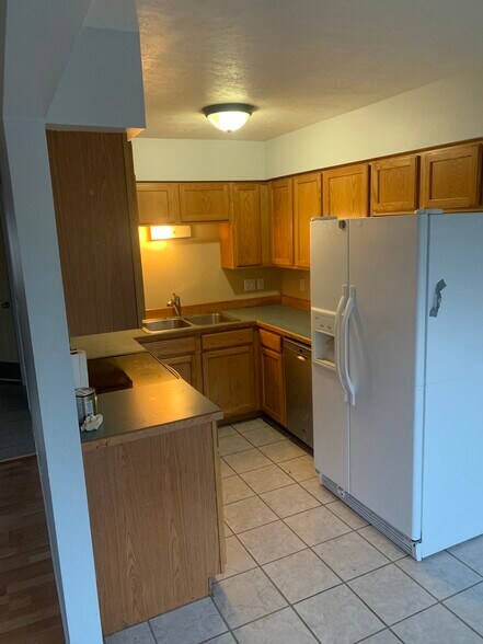 Building Photo - 92 13th St