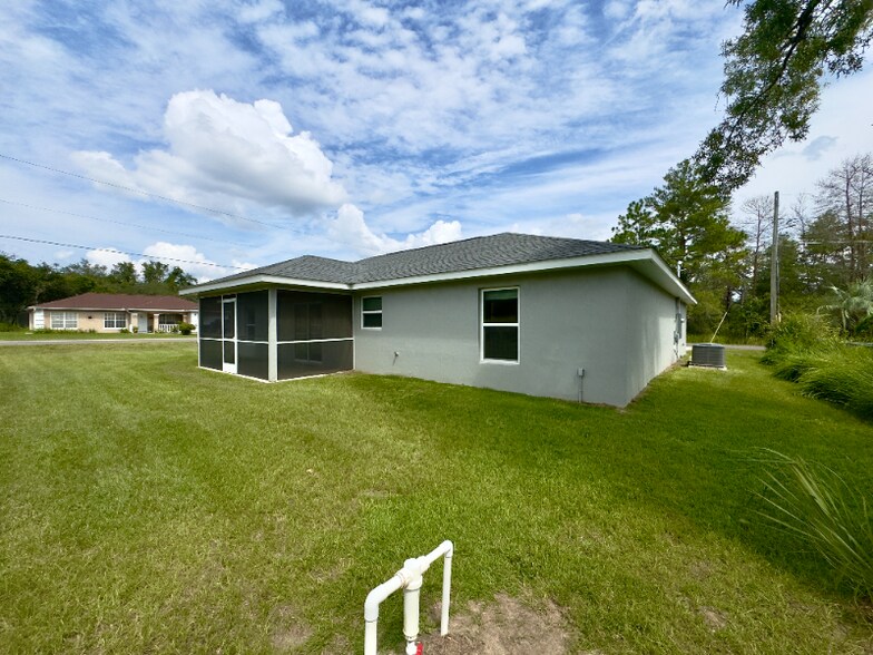 Building Photo - 6 Oak Pass Loop