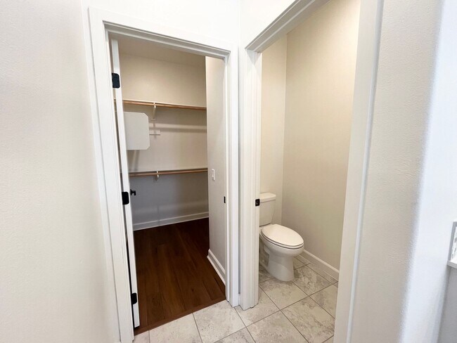 Building Photo - 16755 Coyote Bush Dr