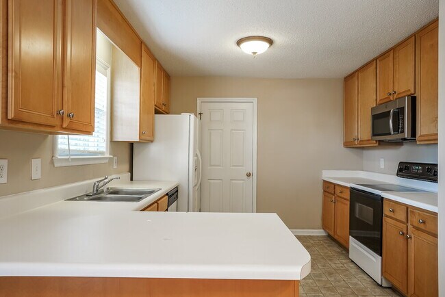 Building Photo - 1505 Woodline Dr