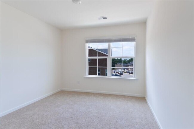 Building Photo - 2187 Foley Pk St