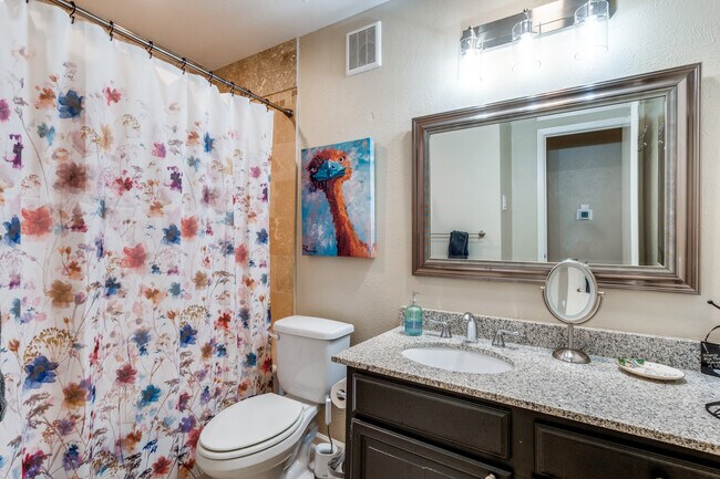 Building Photo - 8601 Park Ln