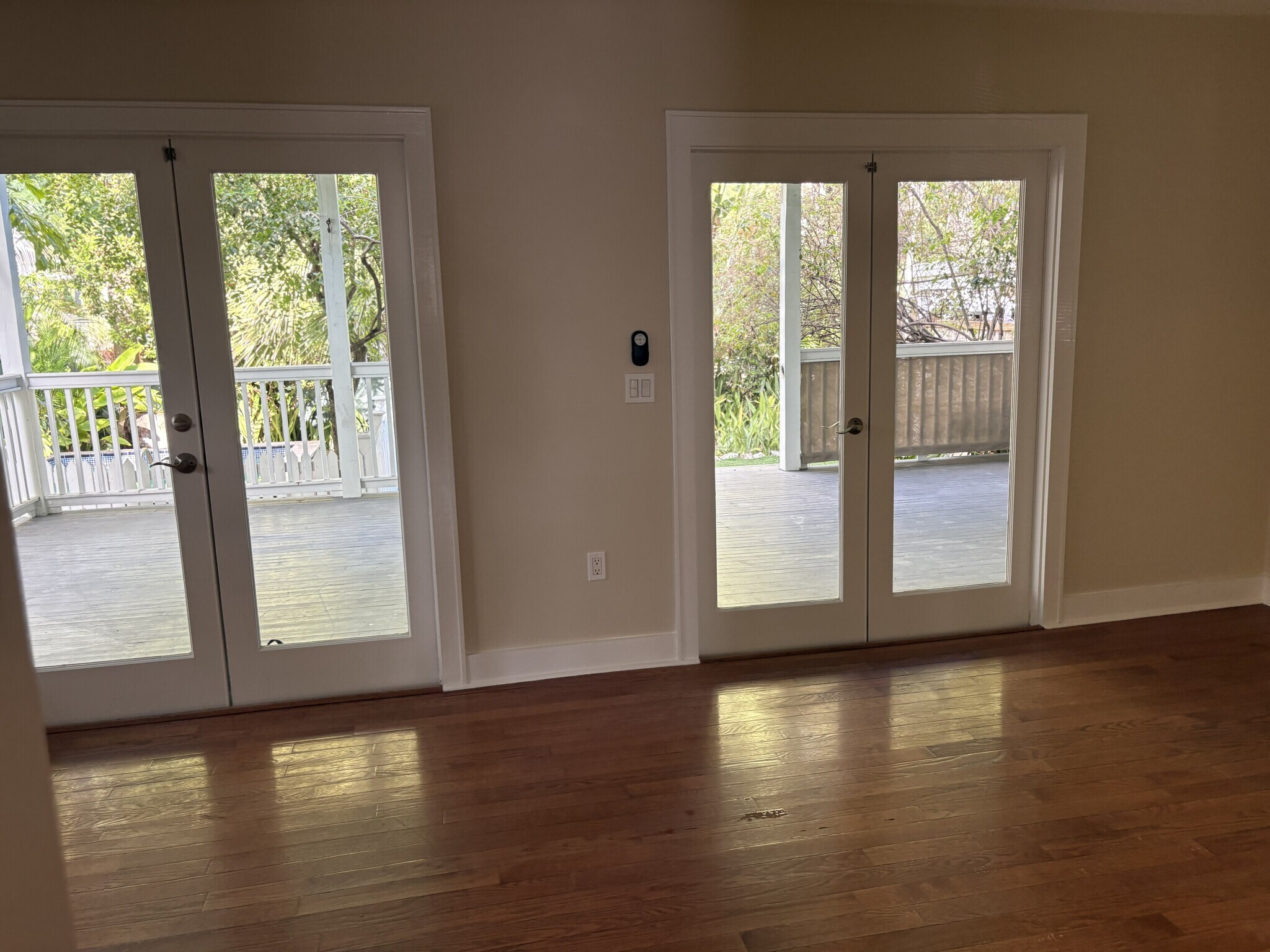French Doors to Pool - 1017 White St