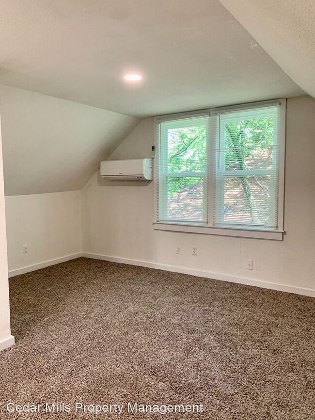 Building Photo - 1 br, 1 bath House - 413 1/2 S. Vassar
