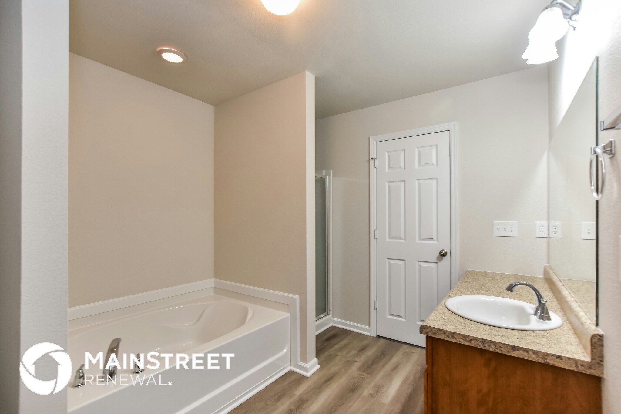 Building Photo - 255 Bermuda Lakes Dr