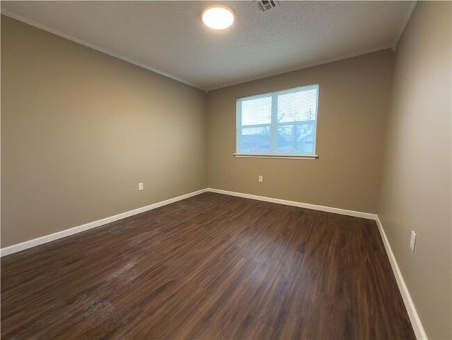 Building Photo - 804 N 30th St