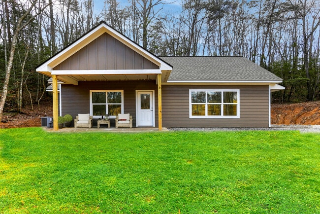 Building Photo - 68 Avery Acres Ln