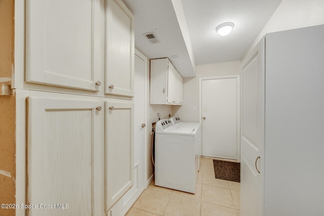 Building Photo - 1248 Admiralty Blvd