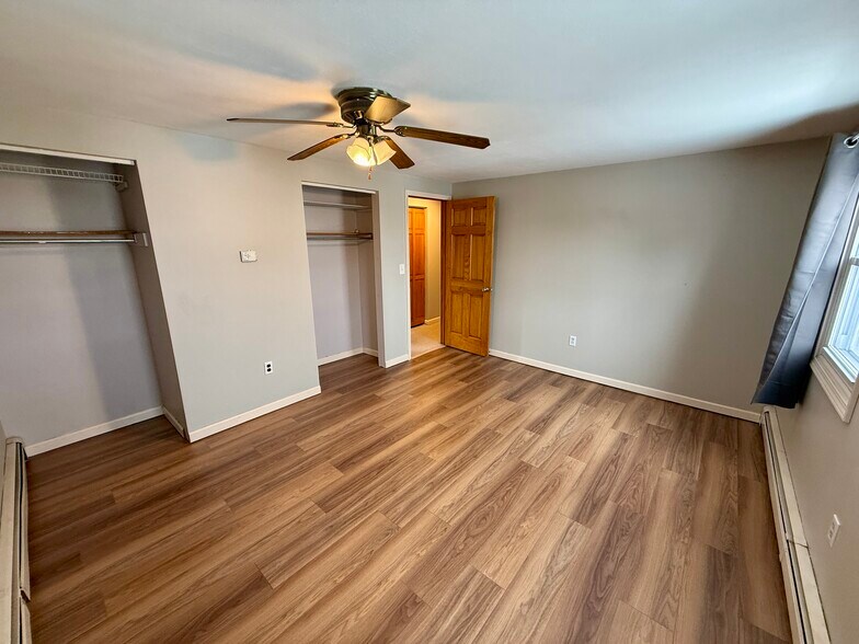 Building Photo - 5524 Taormina Dr