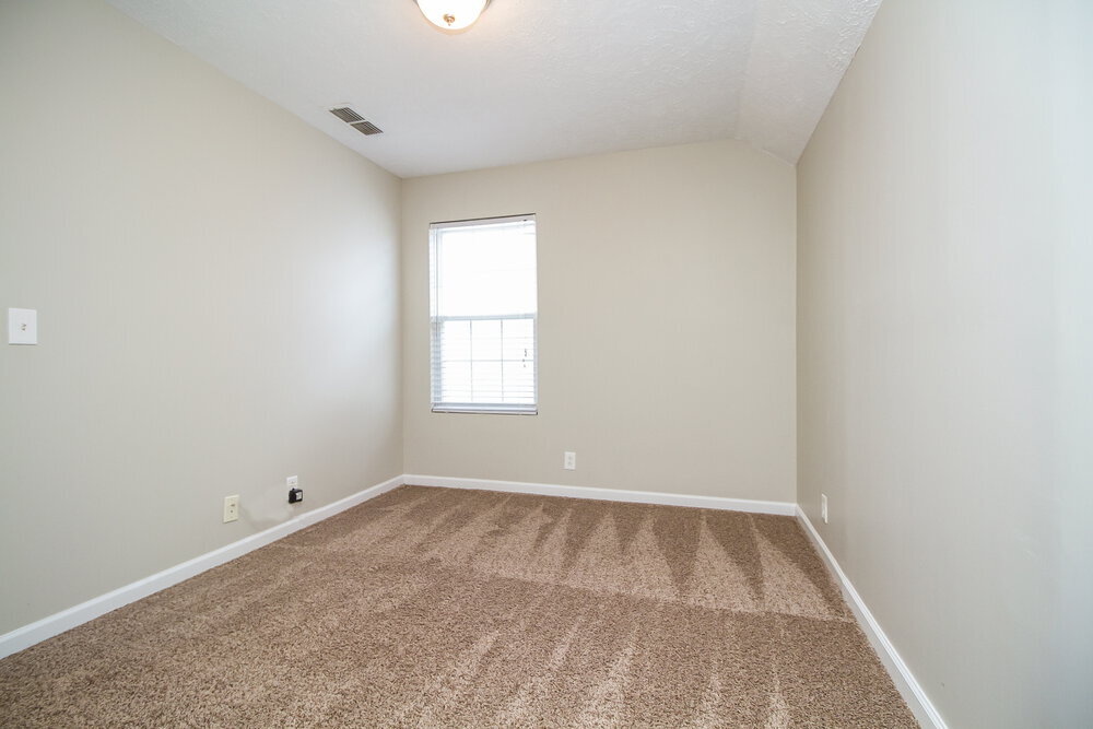 Building Photo - 2726 Apostle Ln