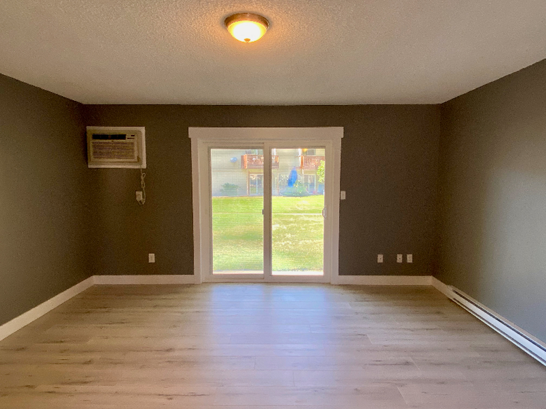 Building Photo - 2613 Davidson Dr