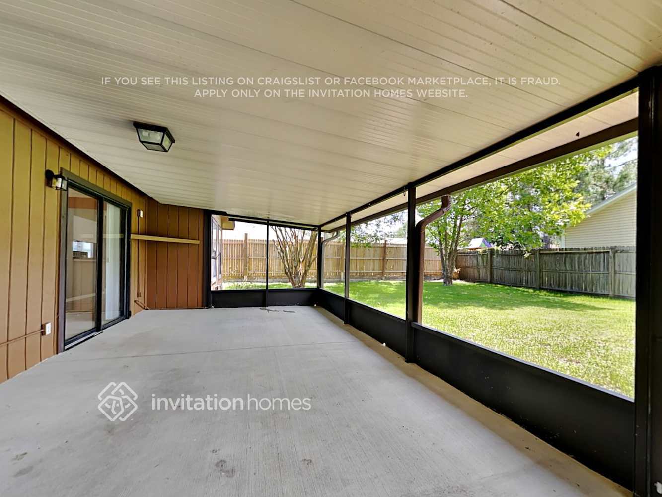 Building Photo - 158 Annandale Dr E