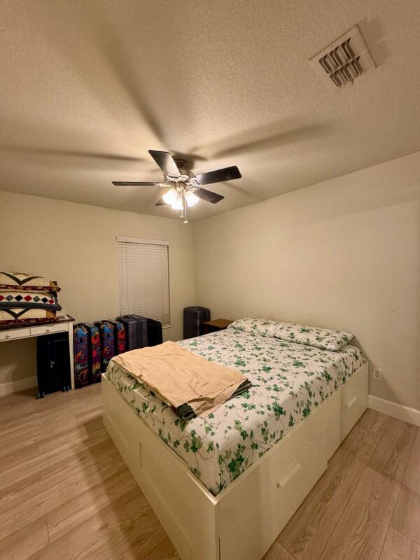 Building Photo - 1268 Toluke Point