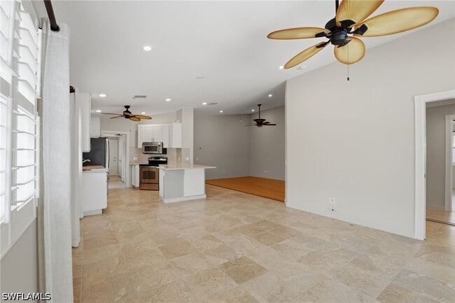 Building Photo - 28207 Islet Trail