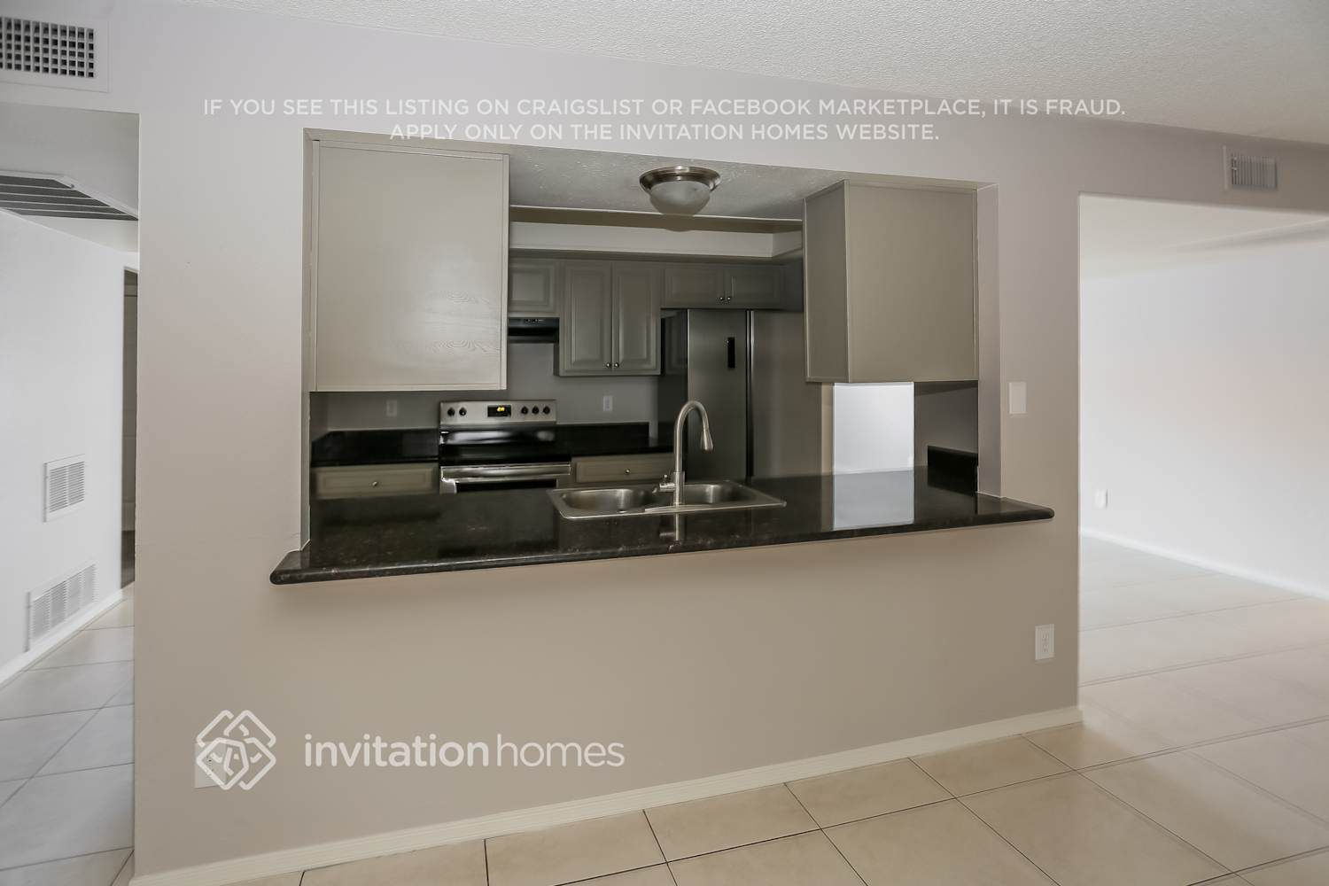 Building Photo - 5726 N 46th Ave