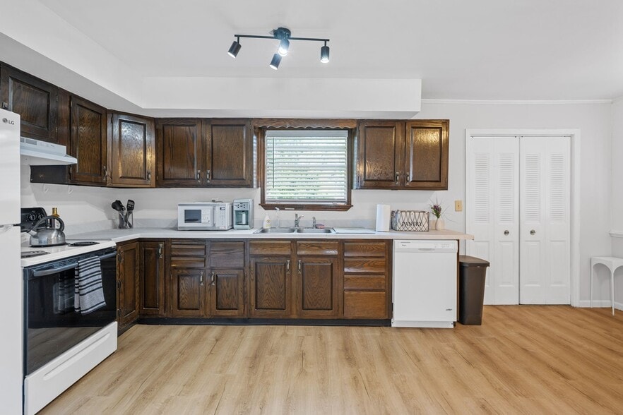 Building Photo - 1002 Ogrady Dr