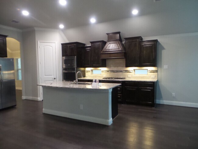 Building Photo - Honey Stop The Car