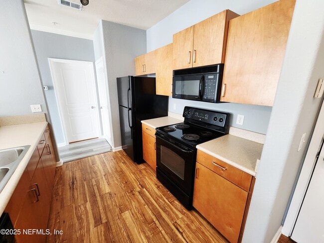 Building Photo - 8290 Gate Pkwy W